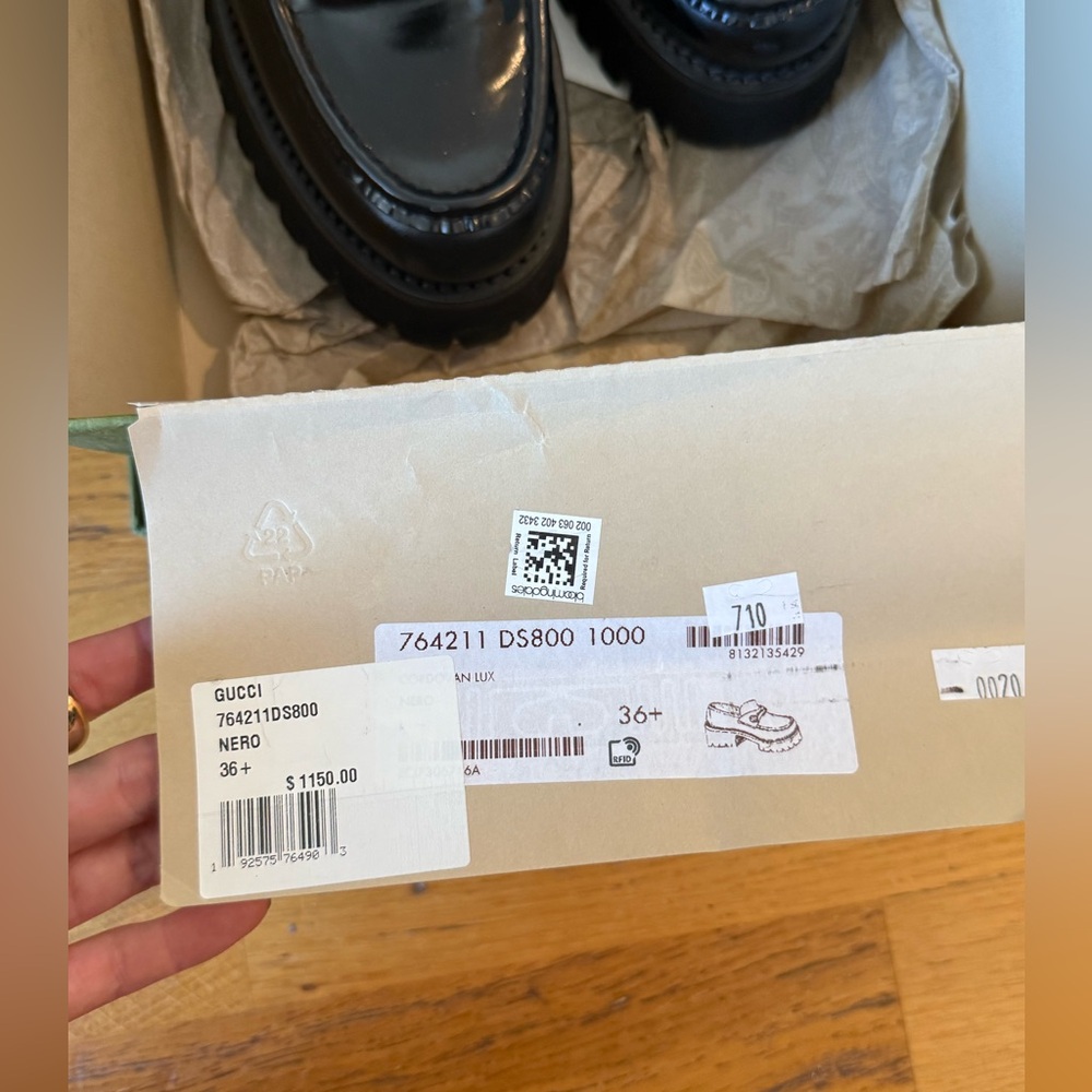 Gucci Black Leather Horsebit Loafers - Picture 6 of 8